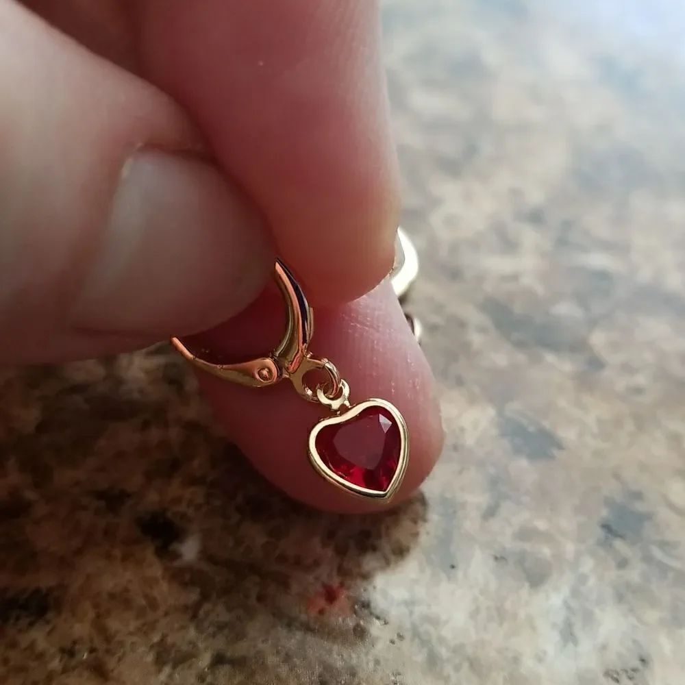 Heart dangle earrings 2 pair blue red - Picture 9 of 11